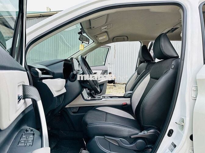 Toyota Veloz Cross 2022 CVT - 21000 km_ 1 chủ