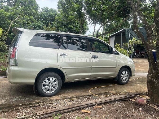 Innova G.2009 .Chất xe gđ đẹp, ko lỗi ,ko gốc Taxi