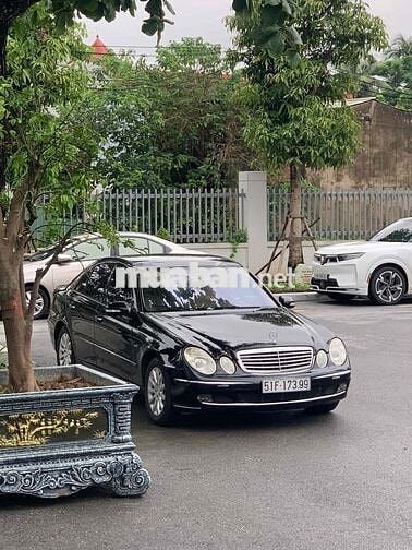 Mercedes Benz E Class 2004 E200 - 168 km
