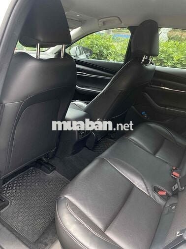 Mazda 3 2022 1.5L Luxury - 33000 km