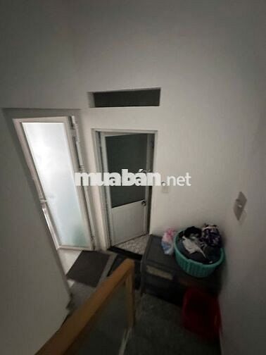 bán gấp nhà DTS 90M2/ 2TY 750,SHR,hẻm oto, Lê Trọng Tấn, 2 Lầu ,2PN
