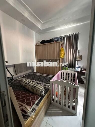 bán gấp nhà DTS 90M2/ 2TY 750,SHR,hẻm oto, Lê Trọng Tấn, 2 Lầu ,2PN