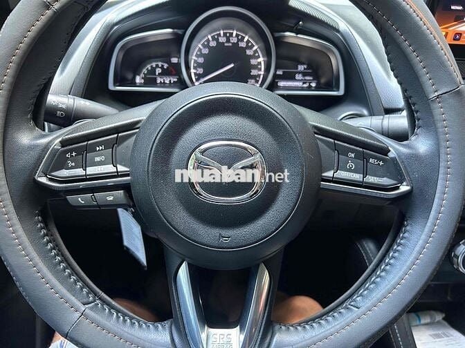 Mazda 2 2023 1.5 Luxury - 33333 km