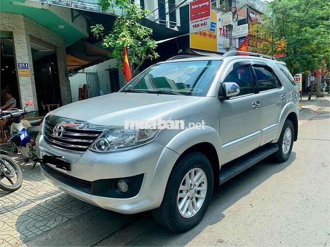 Toyota Fortuner 2014 2.7V 4x2 AT - 79000 km