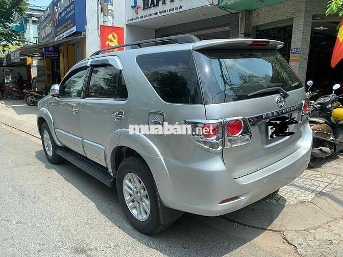 Toyota Fortuner 2014 2.7V 4x2 AT - 79000 km