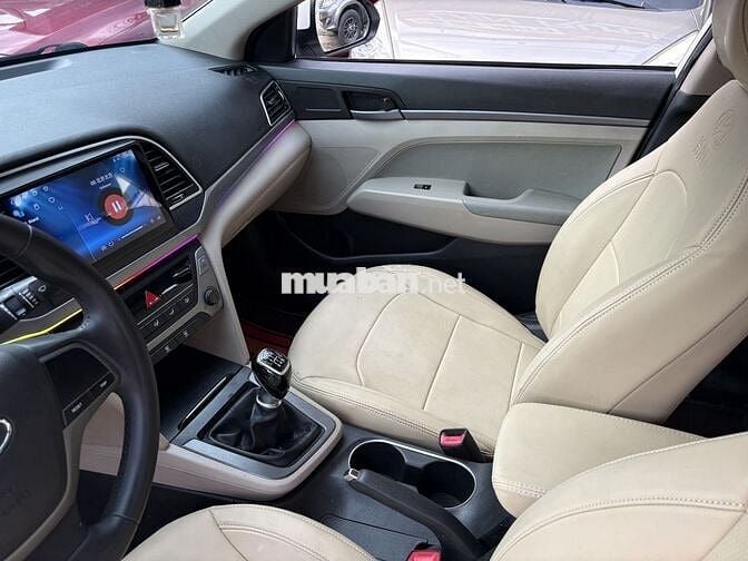 Hyundai Elantra 2018 1.6 MT - 108000 km