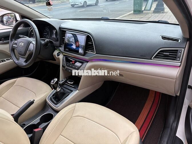 Hyundai Elantra 2018 1.6 MT - 108000 km