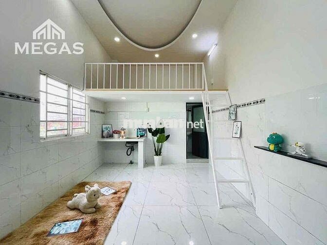 TRỐNG PHÒNG GÁC CAO - CỬA SỔ TRỜI 🏡