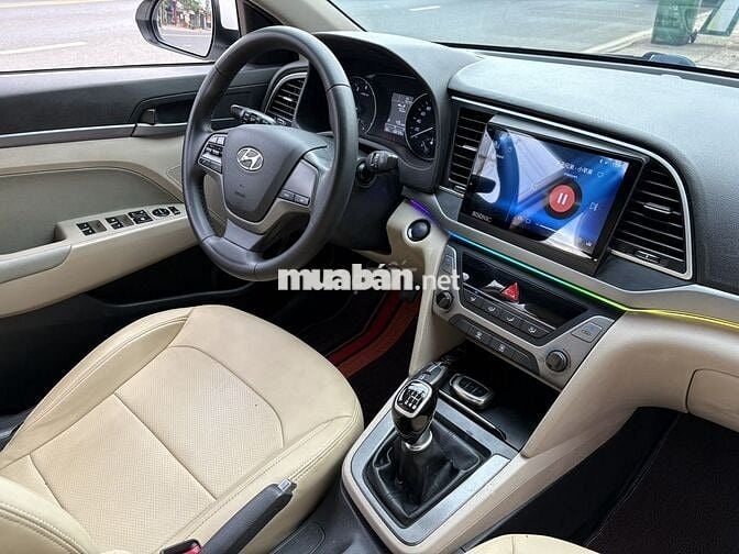 Hyundai Elantra 2018 1.6 MT - 108000 km
