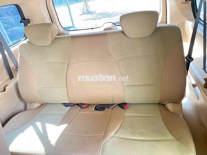 Cần bán Hyundai Grand Starex 2016 số tự động
