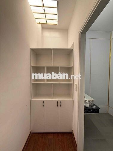 53 Phạm Ngũ Lão. Full nội thất, sân ô tô, có hồ bơi