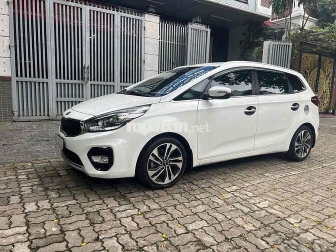 Kia Rondo 2017 2.0 GAT - 50000 km