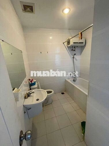Hot-90m2 2 phòng ngủ 2 wc. Nhà mới sơn sửa vào ở ngay hướng mát