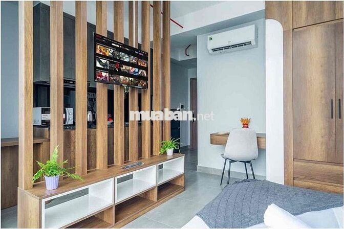 CĂN HỘ TÁCH BẾP FULL NT NGAY BỜ KÈ HOÀNG SA - TRƯỜNG SA - CMT8