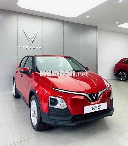 VinFast VF5 Plus 2025 tặng 3 năm bảo hiểm thân vỏ