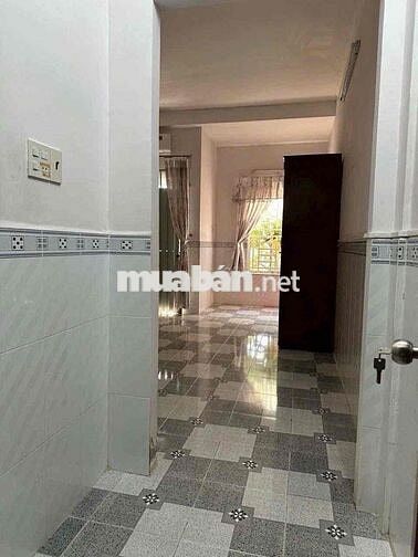Nhà 3 phòng 2 máy lạnh KDC Hưng Phú 2 ( cty 8 )