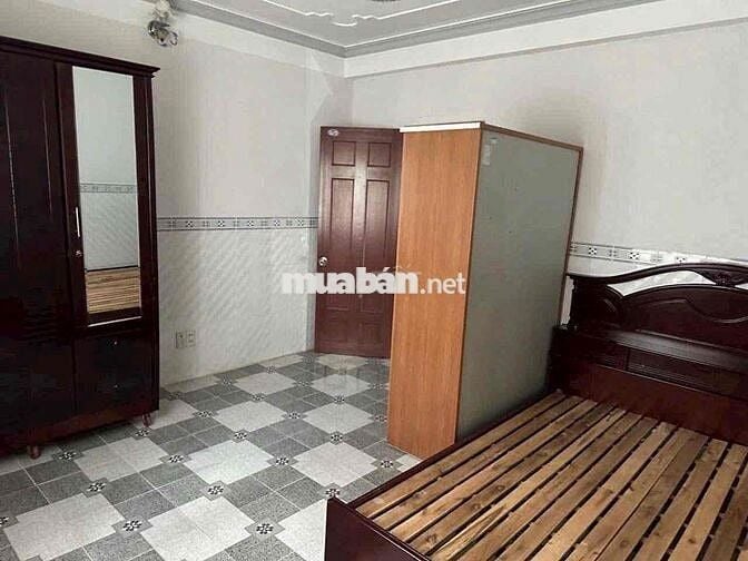 Nhà 3 phòng 2 máy lạnh KDC Hưng Phú 2 ( cty 8 )