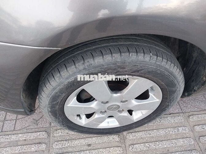 Nissan livina số tự động Đ2011