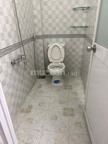 BÁN NHÀ 1 XẸT Q.12 (3.2x10), 2 LẦU, SỔ HỒNG CHUNG, GIÁ 2 TỶ 190TR
