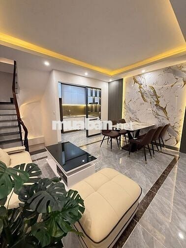 Nhà đẹp xây mới phố Hạ Yên - Cầu Giấy 33m2 oto đỗ cửa về ở luôn