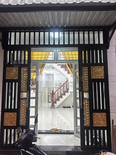 BÁN NHÀ 1 XẸT Q.12 (3.2x10), 2 LẦU, SỔ HỒNG CHUNG, GIÁ 2 TỶ 190TR