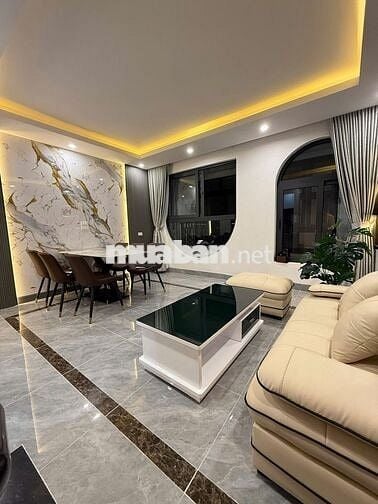 Nhà đẹp xây mới phố Hạ Yên - Cầu Giấy 33m2 oto đỗ cửa về ở luôn