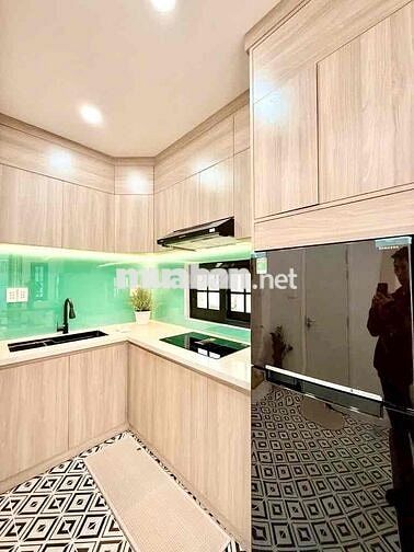 Nhà đẹp 3 tầng Lê Văn Sỹ Q3 full NT cao cấp giá chỉ 4.xx TỶ TL. ở ngay