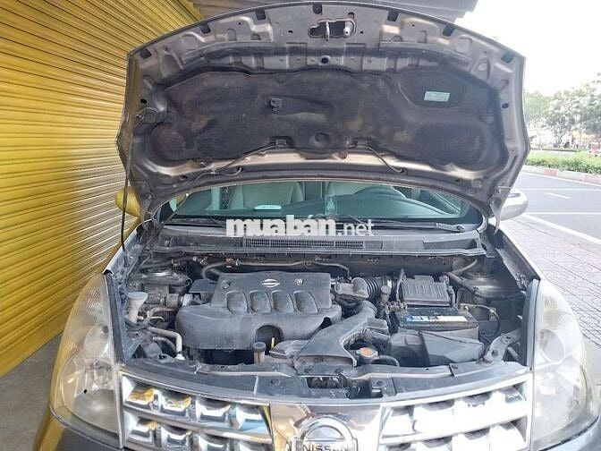 Nissan livina số tự động Đ2011