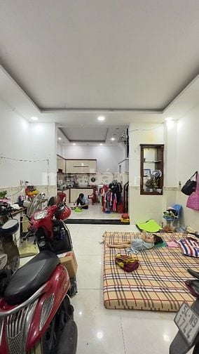 Bán Gấp Mặt tiền Kinh Doanh Đường Hồ Văn Long 