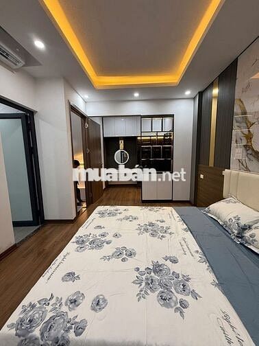 Nhà đẹp xây mới phố Hạ Yên - Cầu Giấy 33m2 oto đỗ cửa về ở luôn