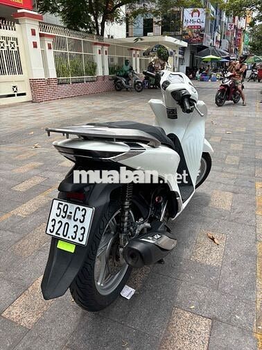 SH 150 ít chạy trùm mền
