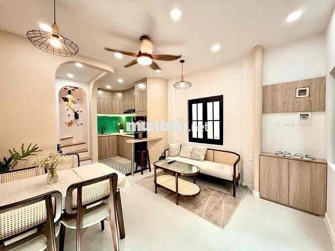 Nhà đẹp 3 tầng Lê Văn Sỹ Q3 full NT cao cấp giá chỉ 4.xx TỶ TL. ở ngay