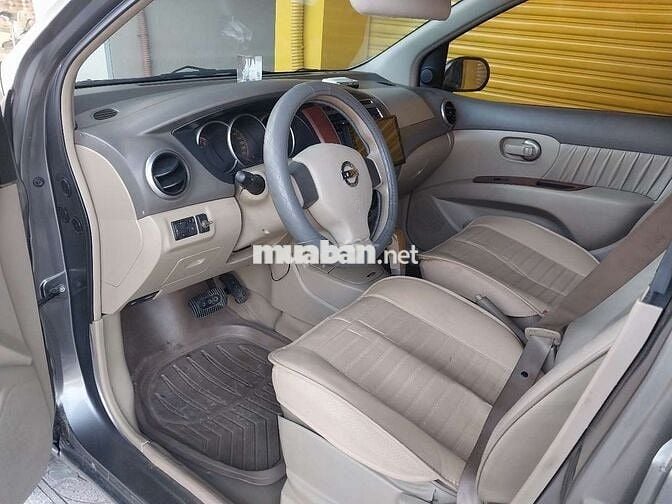 Nissan livina số tự động Đ2011