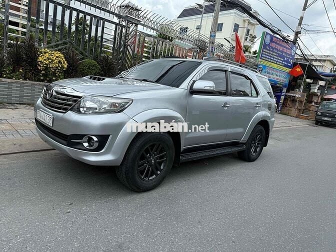 Toyota Fortuner 2016.Số sàn.Máy dầu - 138000 km