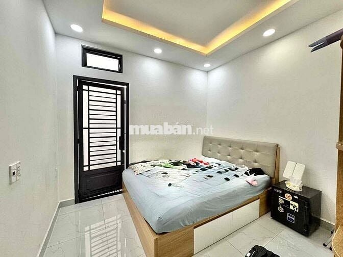 Bán Nhà Hẻm Xe Hơi - Lê Quang Định, Khu Dân Trí