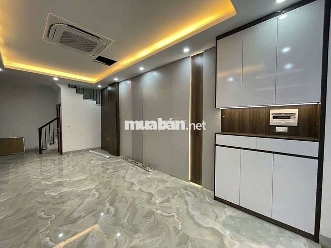 NHÀ XÂY MỚI LÊ TRỌNG TẤN, THANG MÁY, FULL NỘI THẤT XỊN XÒ