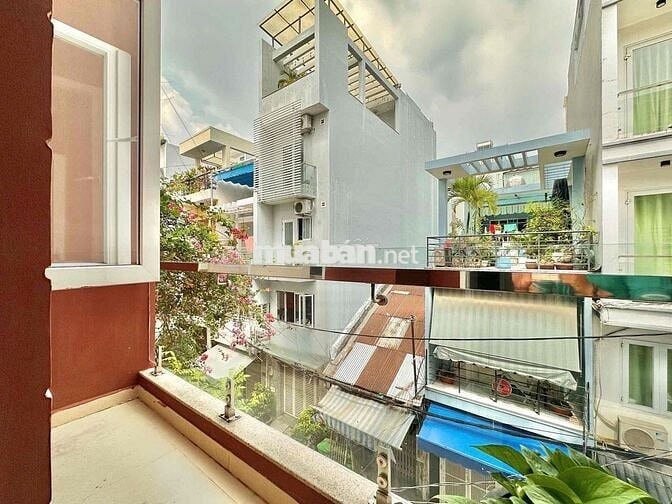 Căn Hộ Studio Ban Công Ngay Đại Học UEH ISB - Chợ Tân Định Quận 1