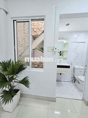 Căn hộ cho thuê 1PN, máy giặt riêng ngay cao thắng quận 10