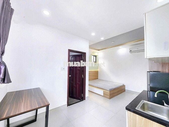 QUẬN 10- BALCON CỬA SỔ TRỜI - FULL NT - GẦN UEH, ĐH YD, Vạn Hạnh Mall,