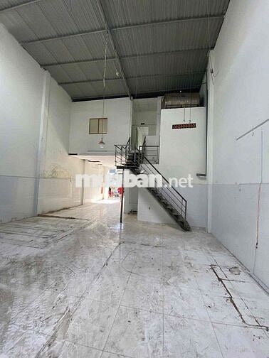 Cho thuê kho 1/ Đg số 5 : 8 x 28m , 1 lầu , hẻm xe tải thông giá 25 tr