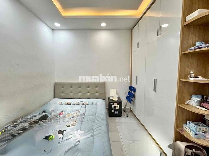 Bán Nhà Hẻm Xe Hơi - Lê Quang Định, Khu Dân Trí