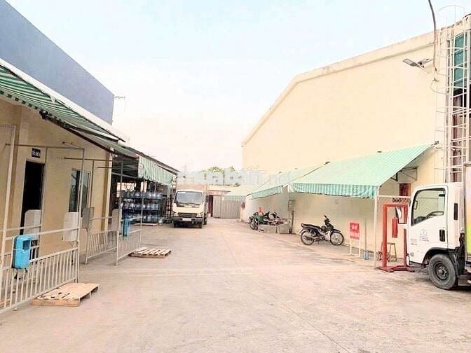 CHO  THUÊ  KHO  XƯỞNG ( 2300m2)  ĐƯỜNG NGUYỄN  VĂN QUÁ, QUẬN GÒ  VẤP