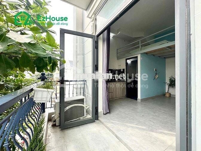 DUPLEX BAN CÔNG GIỮA VHU VÀ HUIT CỰC RỘNG CỰC THOÁNG MÁT