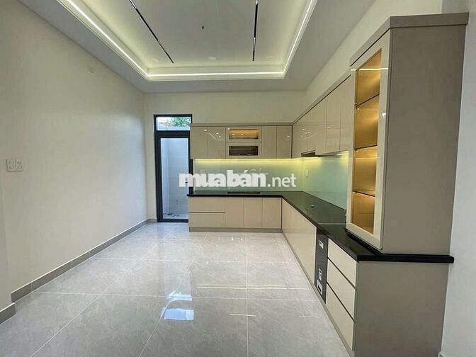 CHO THUÊ NHÀ 3 TẦNG MỚI ĐẸP ĐƯỜNG 6M KDC LỘC VỪNG, THỦ ĐỨC
