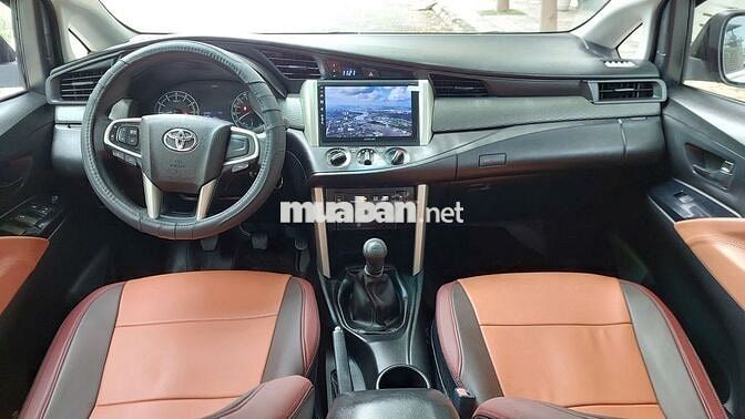 TOYOTA INNOVA ĐỜI 2019 BẢN 2.0E MÀU ĐỒNG KIM ĐẸP