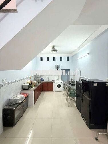 Nhà Nguyễn Thị Thập hẻm 4m Bình Thuận Quận 7 sẵn máy lạnh máy giặt...