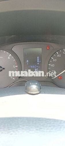 2015 NP300E 4x2MT - 170000 km