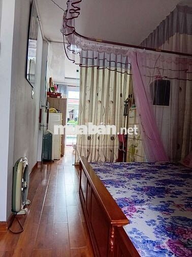 BÁN NHÀ HẺM Ô TÔ 5M, NGAY ĐẠI HỌC CÔNG THƯƠNG, 2 TẦNG 2PN