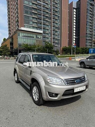 cần bán Ford Escape 2010, số tự động, xe đẹp
