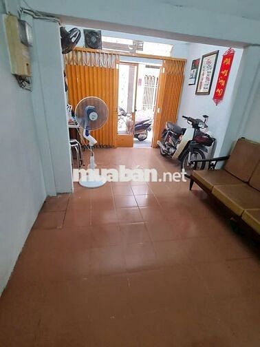 Chính Chủ Cần Bán gấp nhà Tại Nguyễn Văn Cừ, Phường 2, Quận 5,